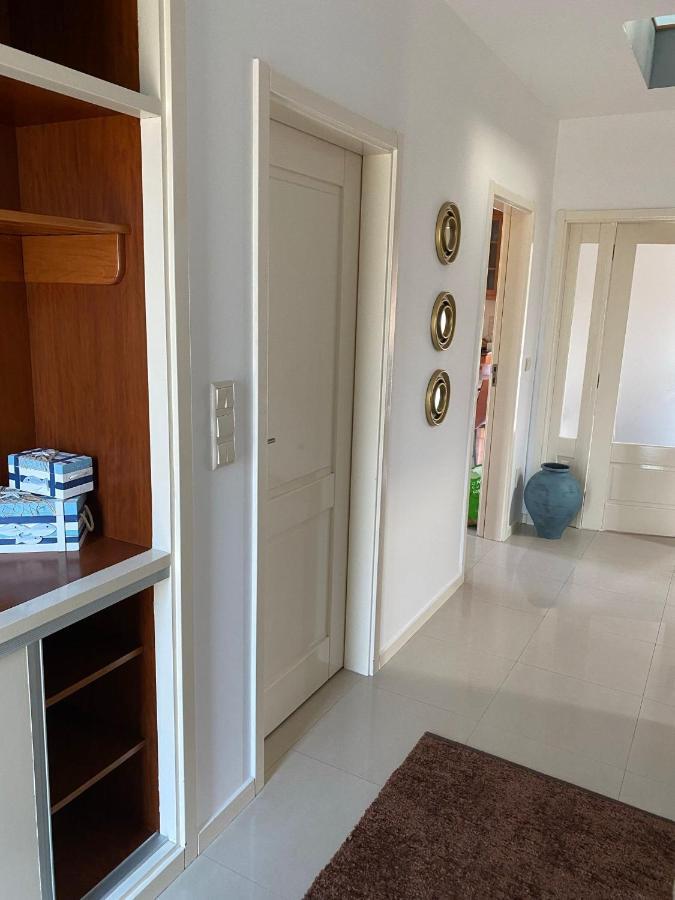Moderne Villa In Aveiro Portugal Гафаня да Вагейра Екстериор снимка