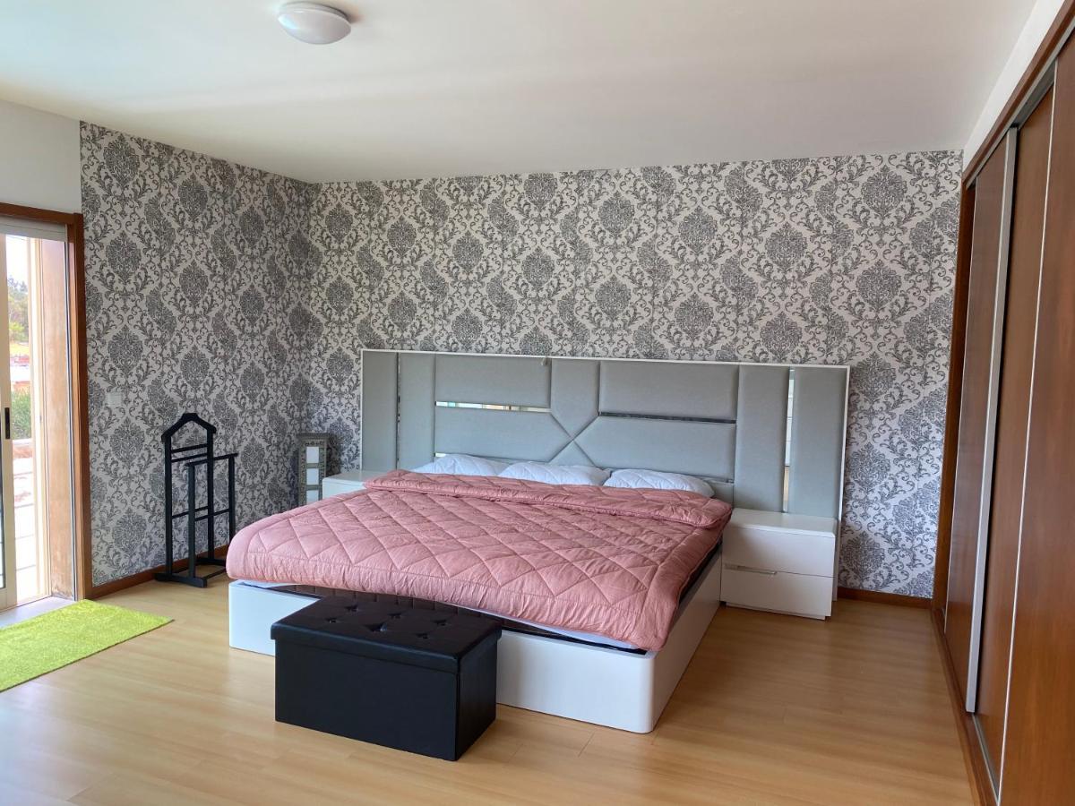 Moderne Villa In Aveiro Portugal Гафаня да Вагейра Екстериор снимка